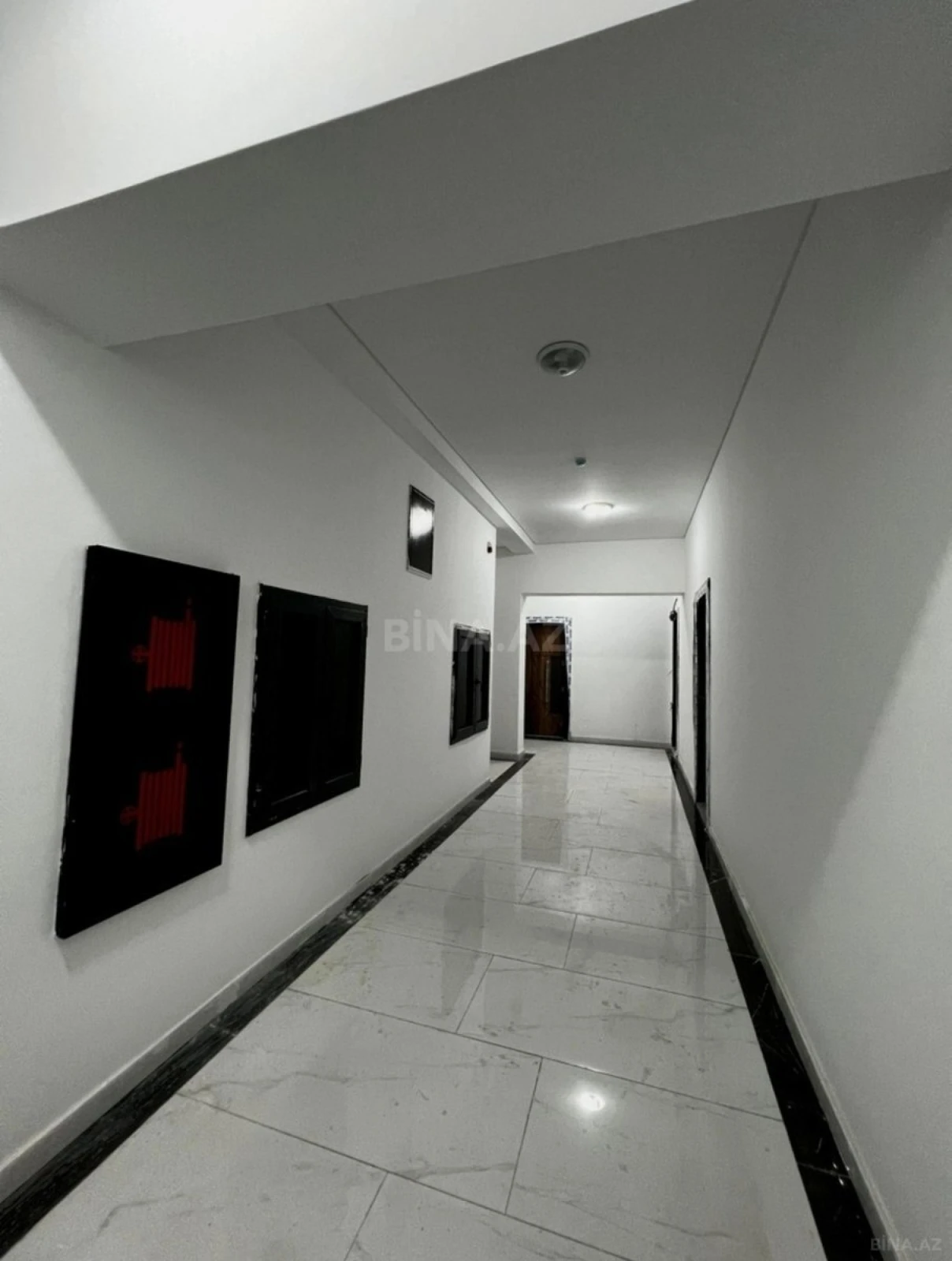 Satılır 3 otaqlı mənzil 125 m²