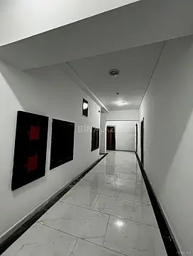 Satılır 3 otaqlı mənzil 125 m²