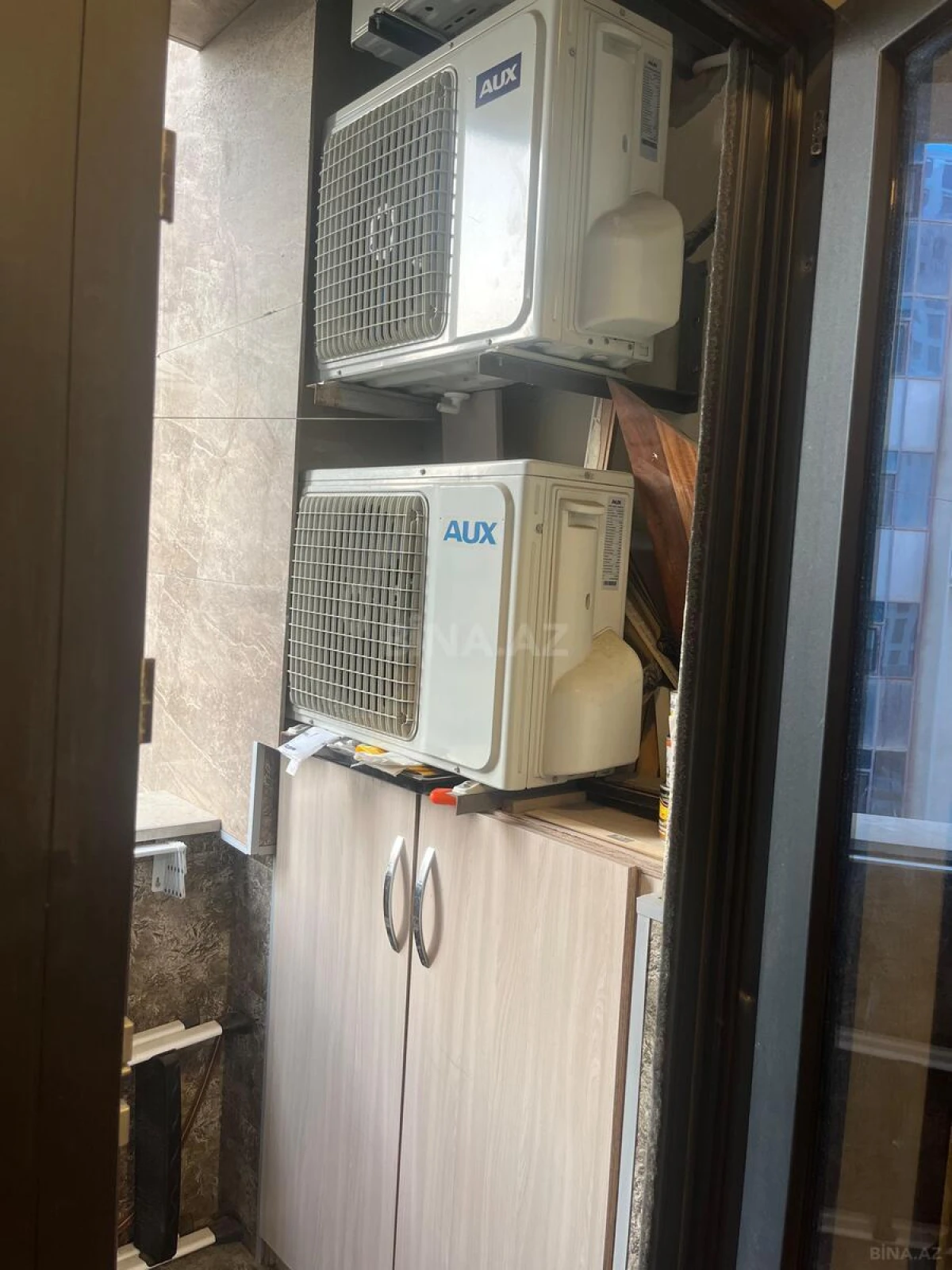 Satılır 3 otaqlı mənzil 125 m²