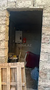 Satılır 5 otaqlı həyət evi 240 m²