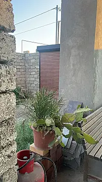 Satılır 5 otaqlı həyət evi 240 m²