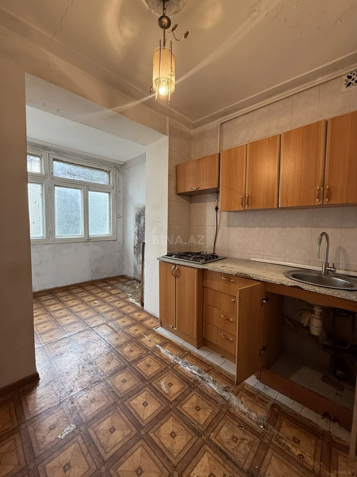 Satılır 2 otaqlı mənzil 55 m²