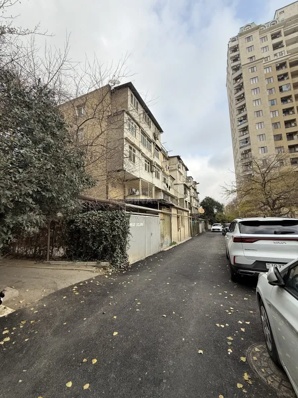 Satılır 2 otaqlı mənzil 55 m²