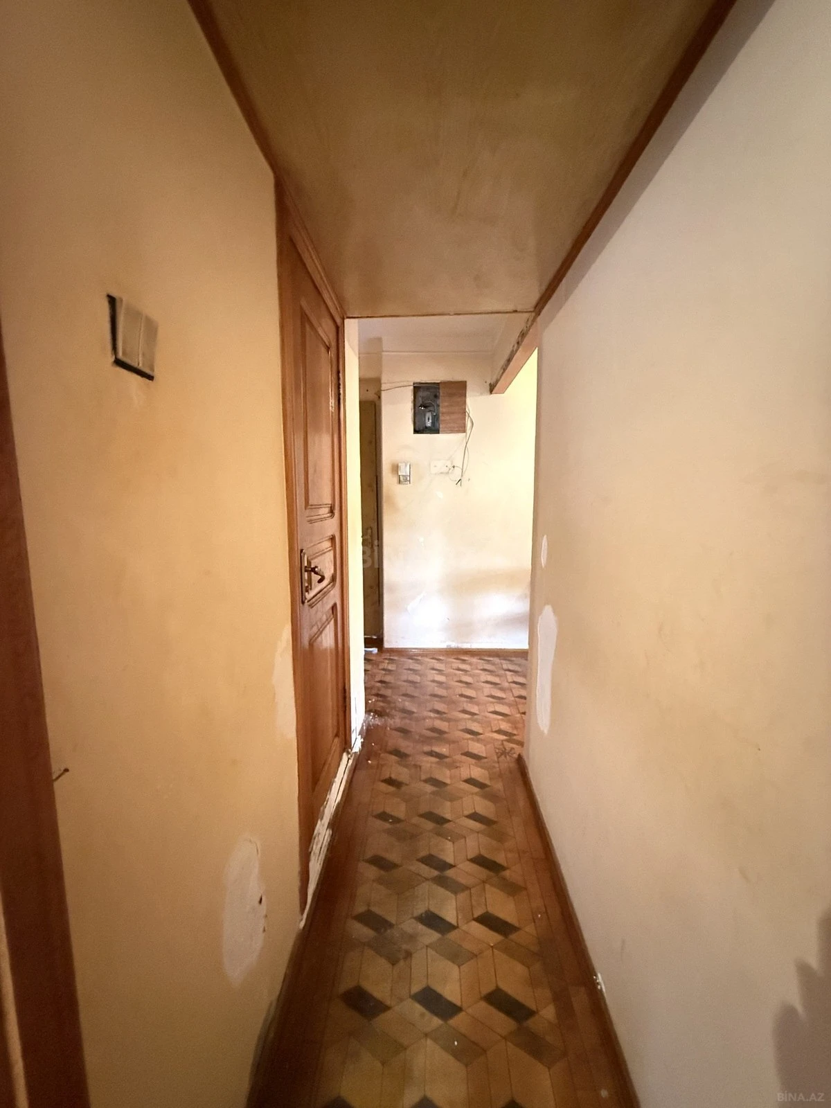 Satılır 2 otaqlı mənzil 55 m²