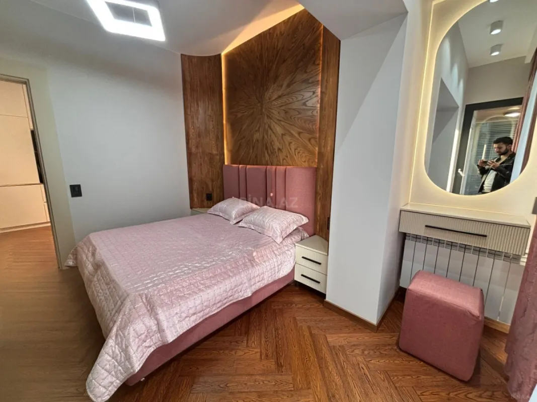 Kirayə verilir 2 otaqlı mənzil 70 m²