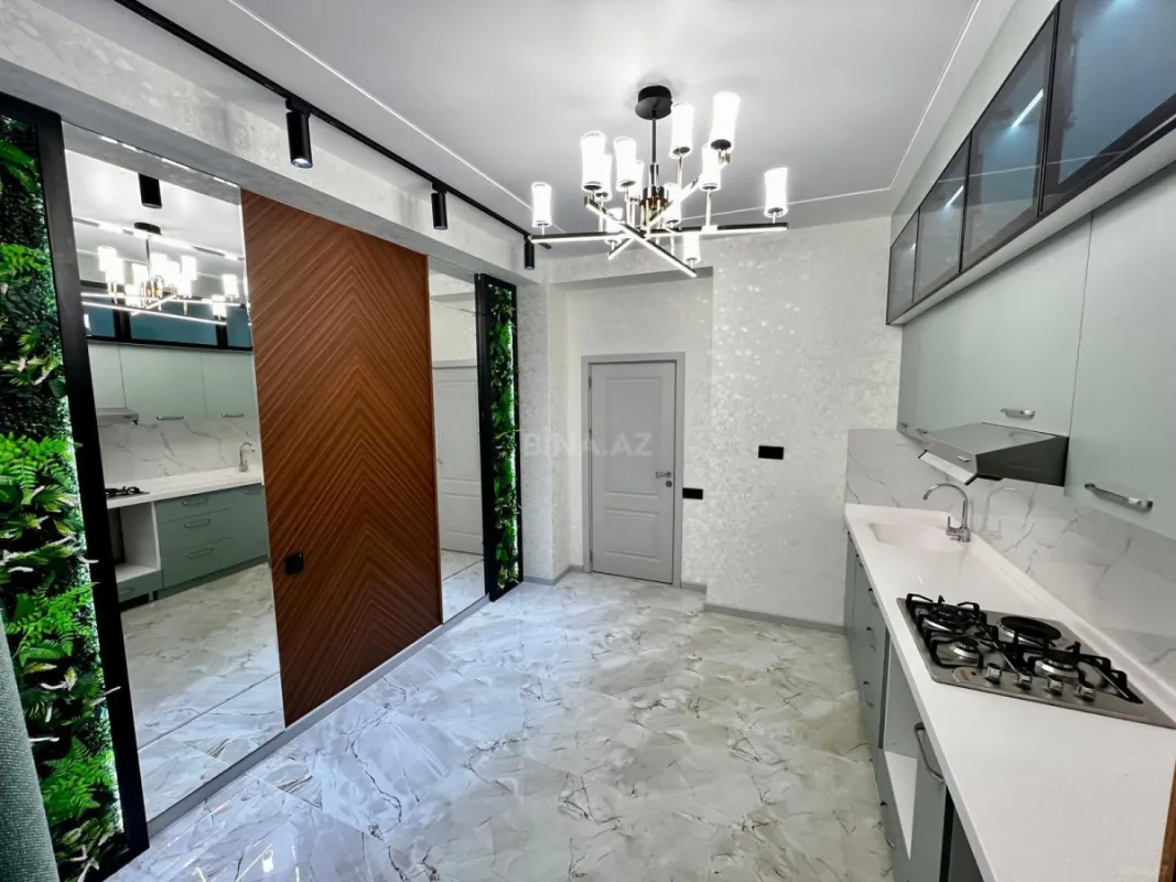 Satılır 2 otaqlı mənzil 85 m²