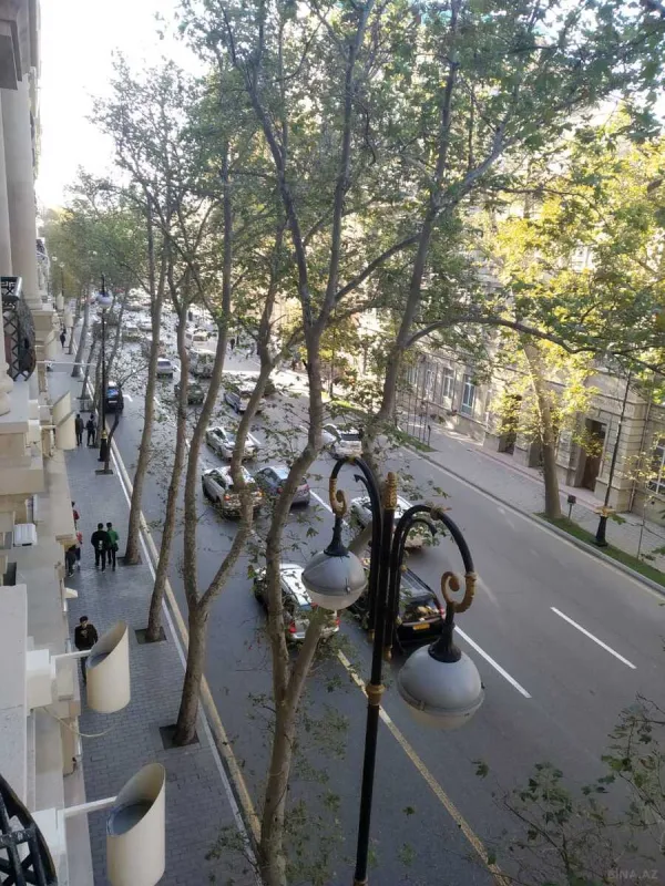 Kirayə verilir 3 otaqlı mənzil 110 m²