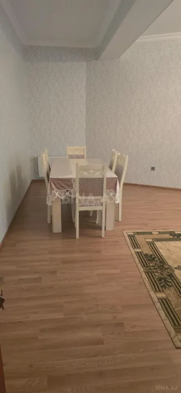 Kirayə verilir 3 otaqlı mənzil 150 m²