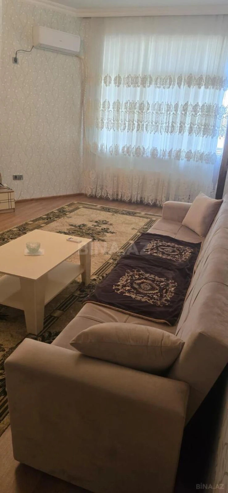 Kirayə verilir 3 otaqlı mənzil 150 m²