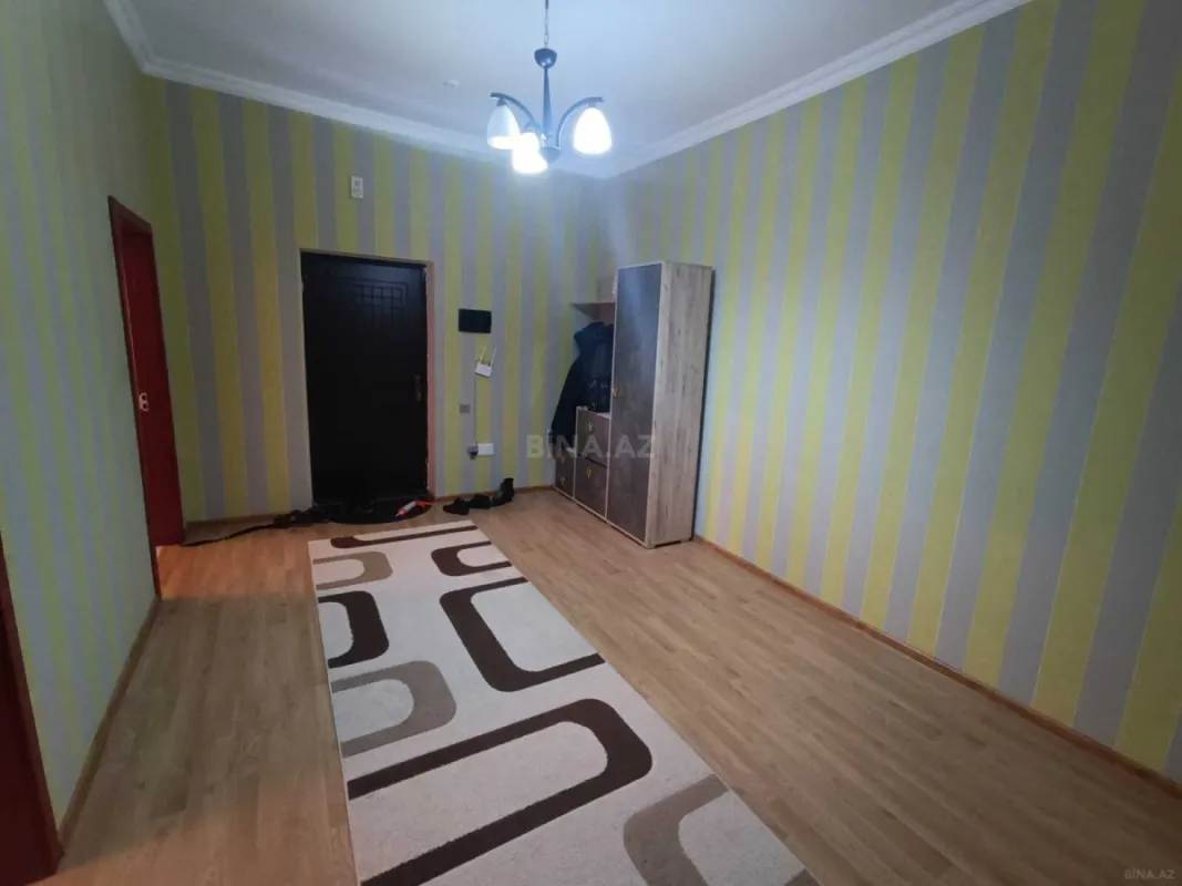 Kirayə verilir 3 otaqlı mənzil 150 m²