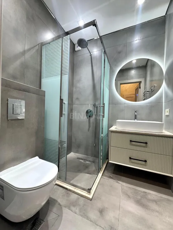Satılır 3 otaqlı mənzil 140 m²