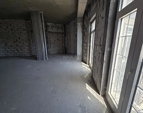 Satılır 3 otaqlı mənzil 113 m²