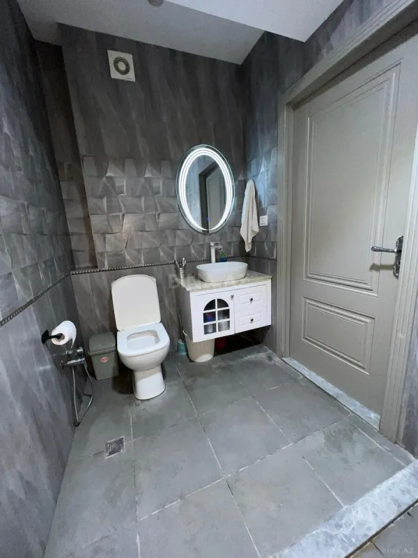 Satılır 3 otaqlı mənzil 95 m²