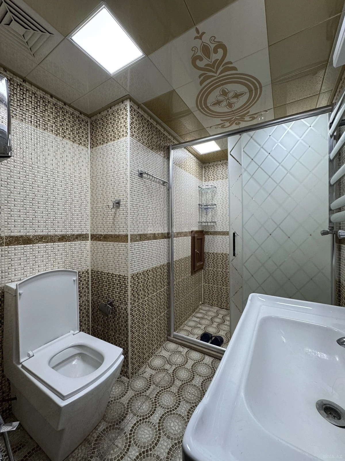 Kirayə verilir 2 otaqlı mənzil 55 m²