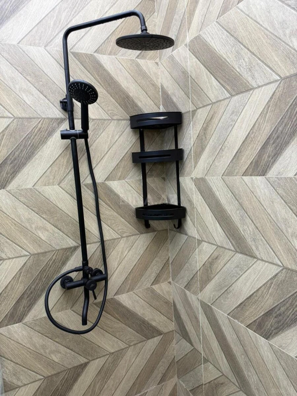 Satılır 2 otaqlı mənzil 75 m²