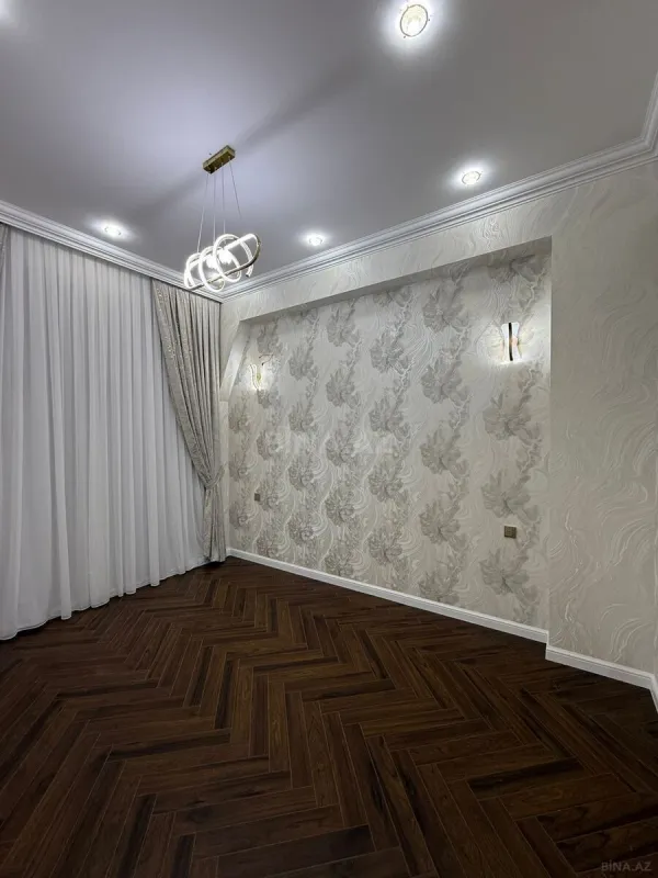 Satılır 2 otaqlı mənzil 75 m²