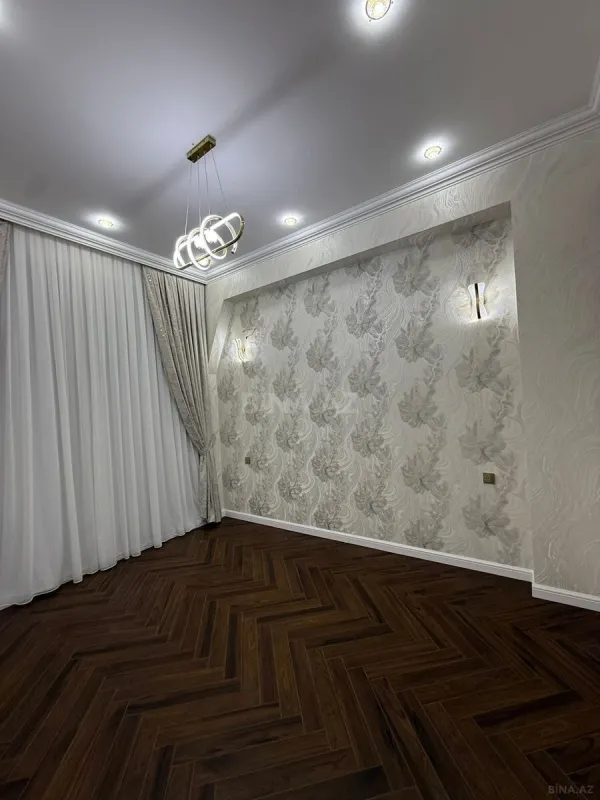 Satılır 2 otaqlı mənzil 75 m²