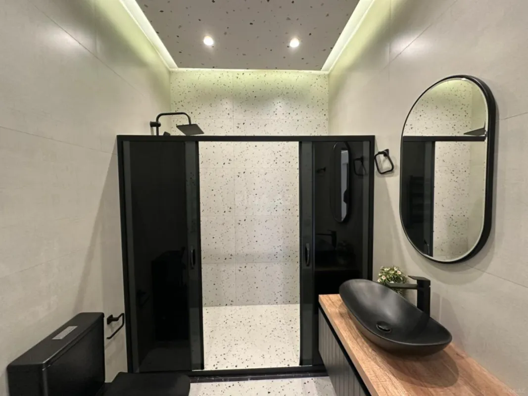 Satılır 4 otaqlı həyət evi 180 m²