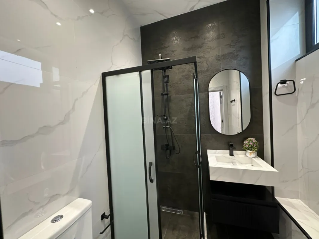 Satılır 4 otaqlı həyət evi 180 m²