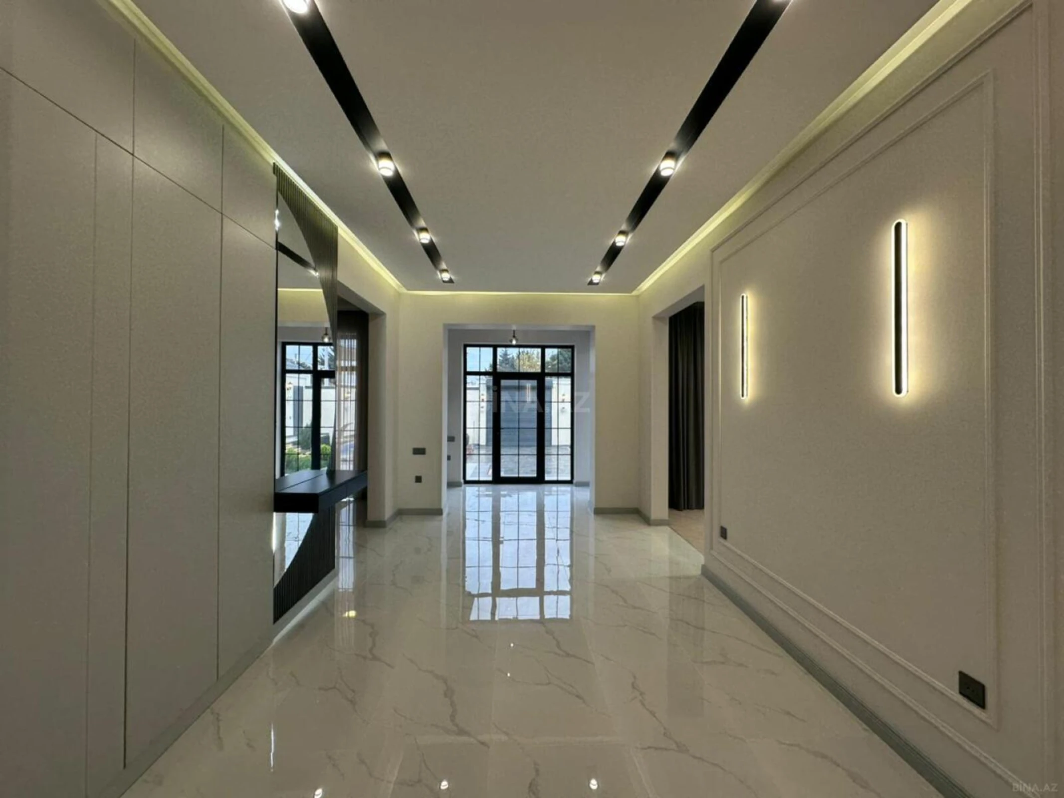 Satılır 4 otaqlı həyət evi 180 m²