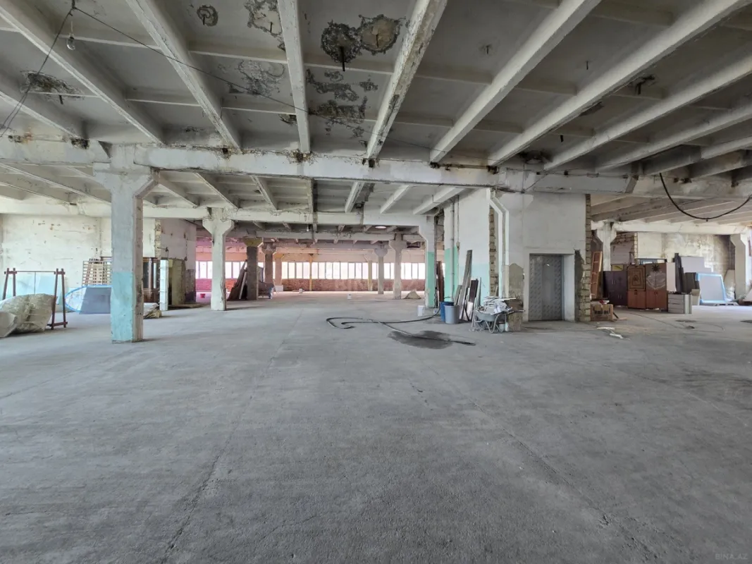 Kirayə verilir obyekt 4400 m²