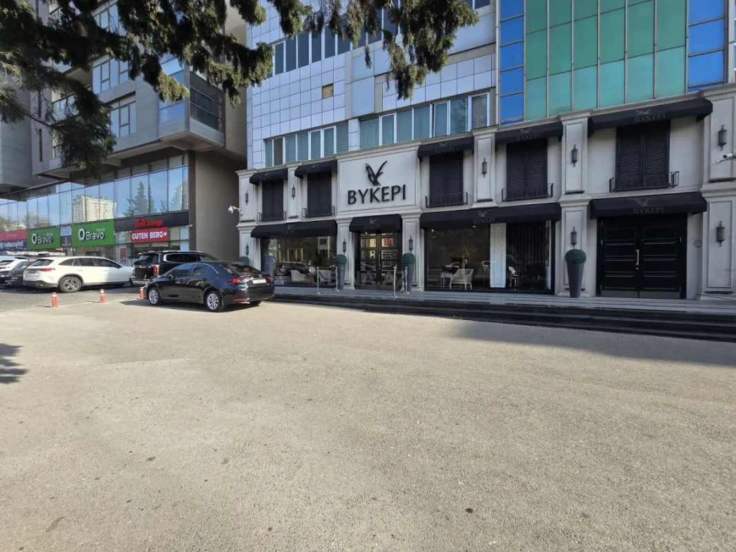 Kirayə verilir obyekt 4400 m²