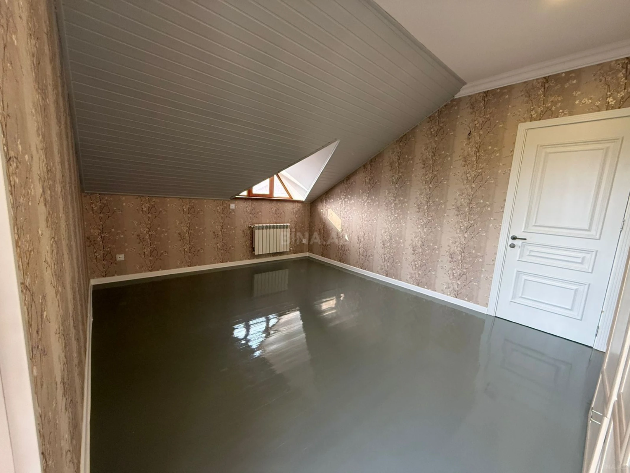 Satılır 7 otaqlı həyət evi 160 m²