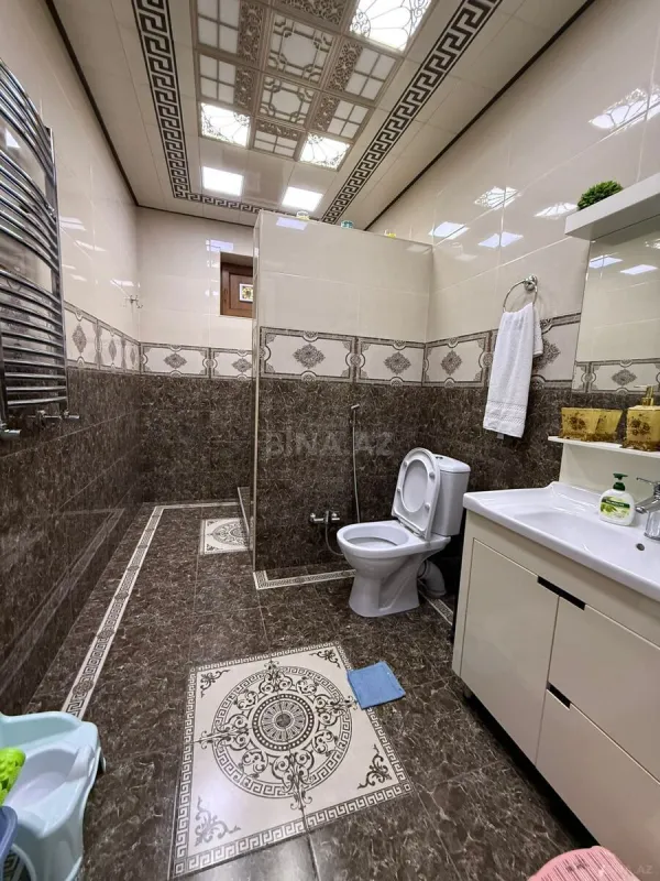 Satılır 7 otaqlı həyət evi 160 m²