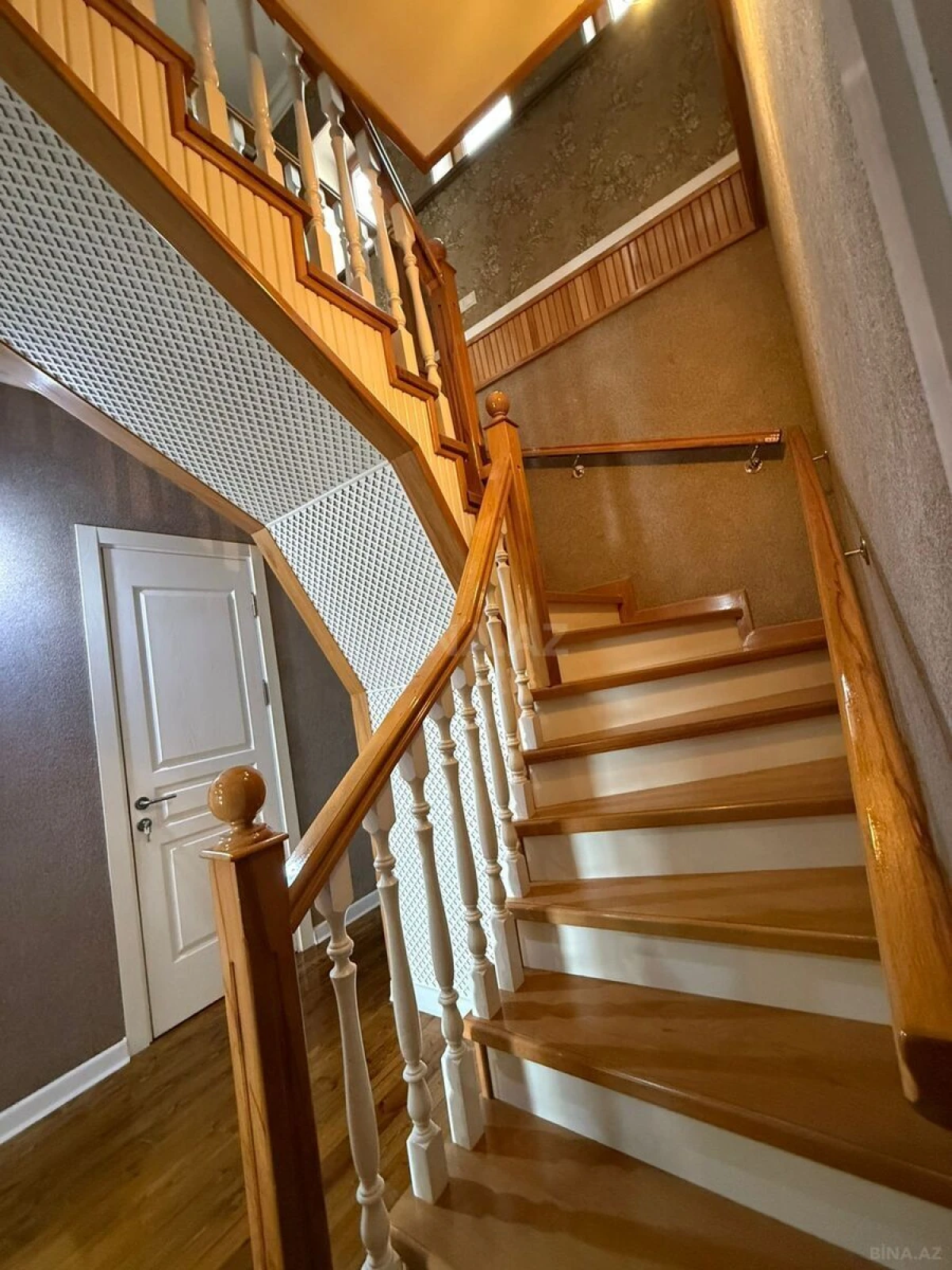 Satılır 7 otaqlı həyət evi 160 m²