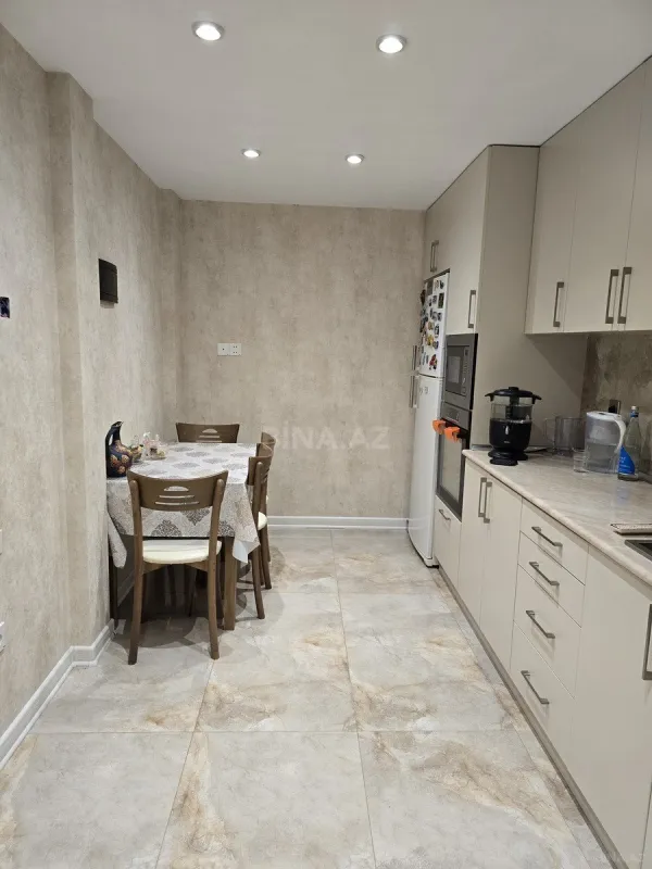 Satılır 3 otaqlı mənzil 85 m²