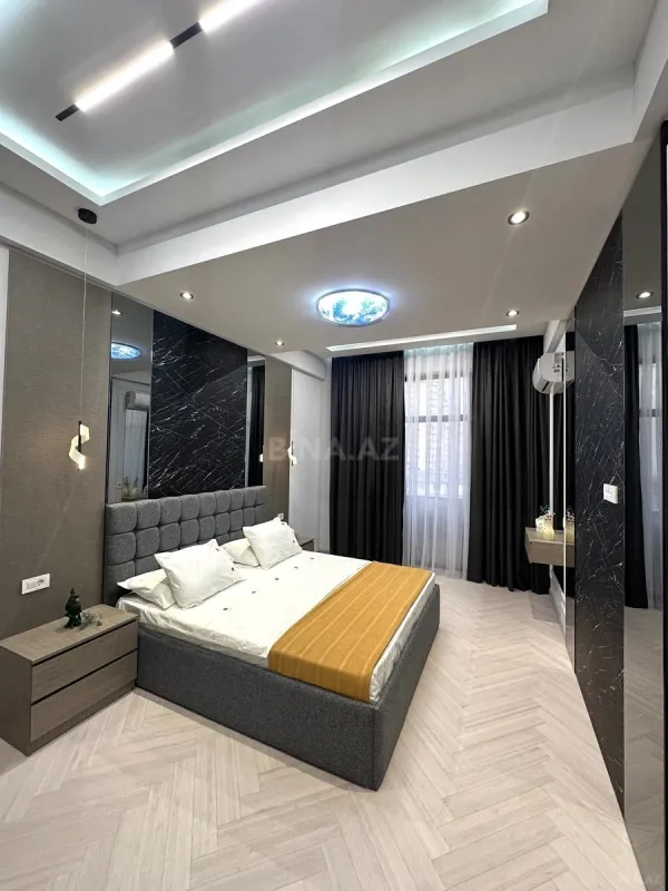 Satılır 3 otaqlı mənzil 125 m²