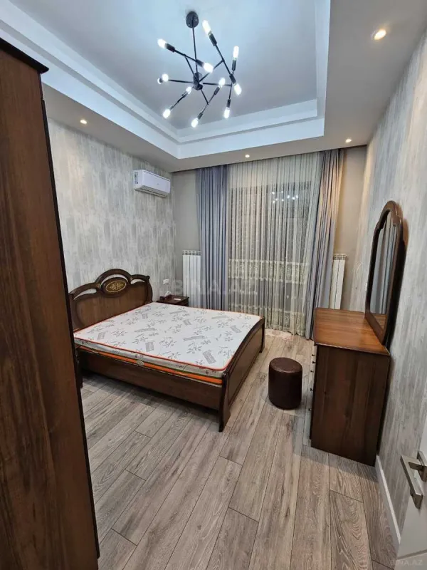 Satılır 2 otaqlı mənzil 65 m²