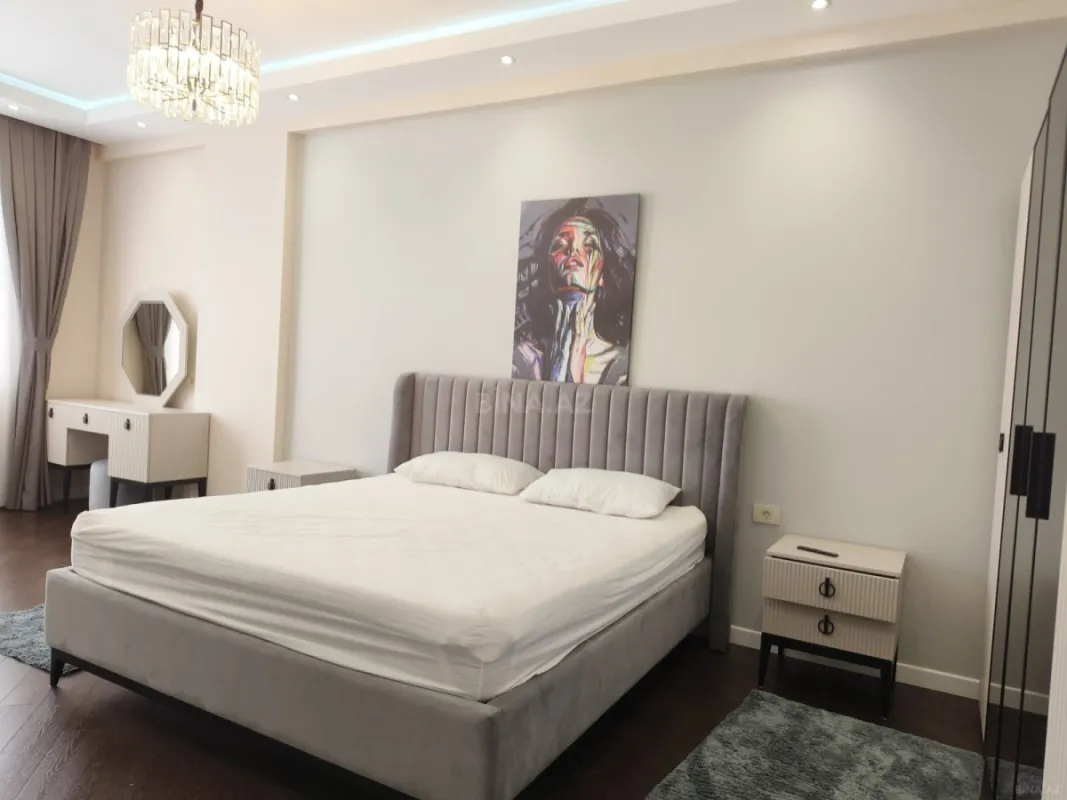 Kirayə verilir 3 otaqlı mənzil 125 m²
