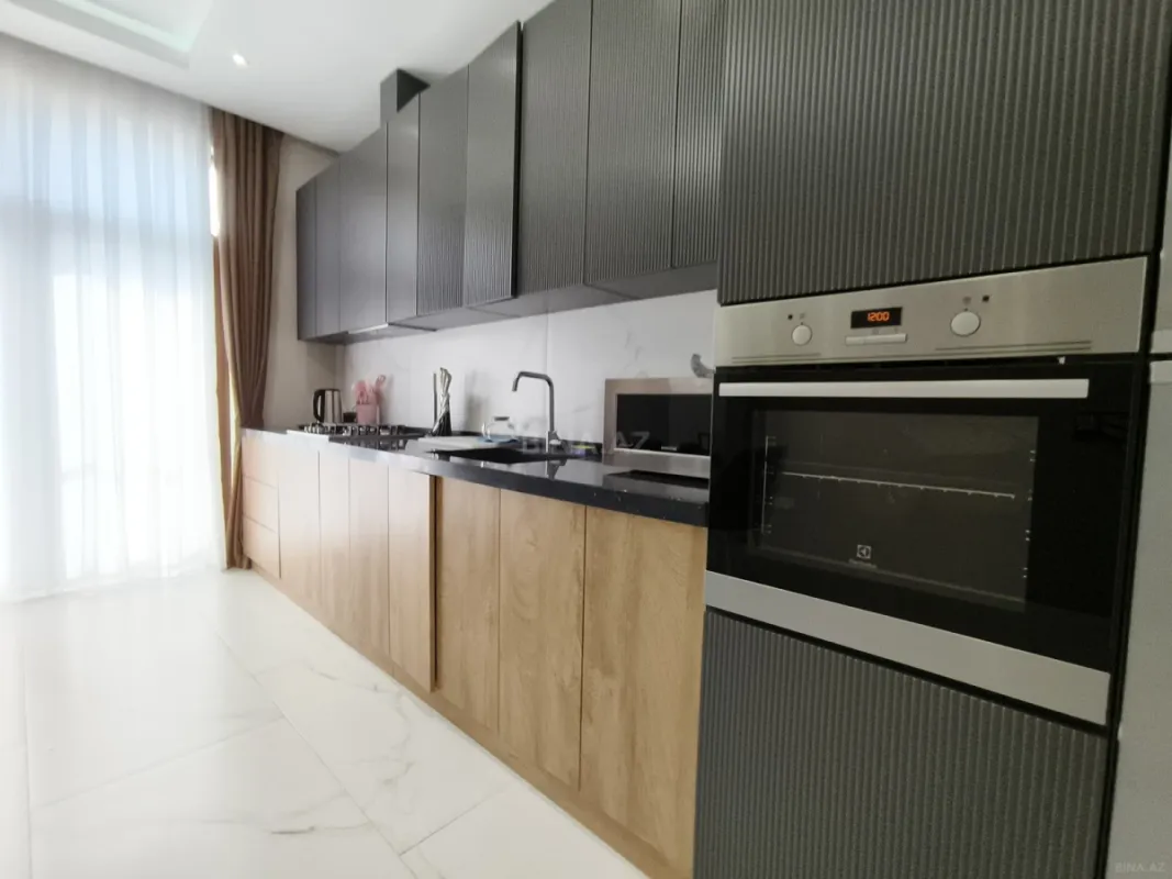 Kirayə verilir 3 otaqlı mənzil 125 m²