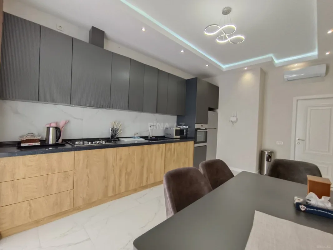 Kirayə verilir 3 otaqlı mənzil 125 m²