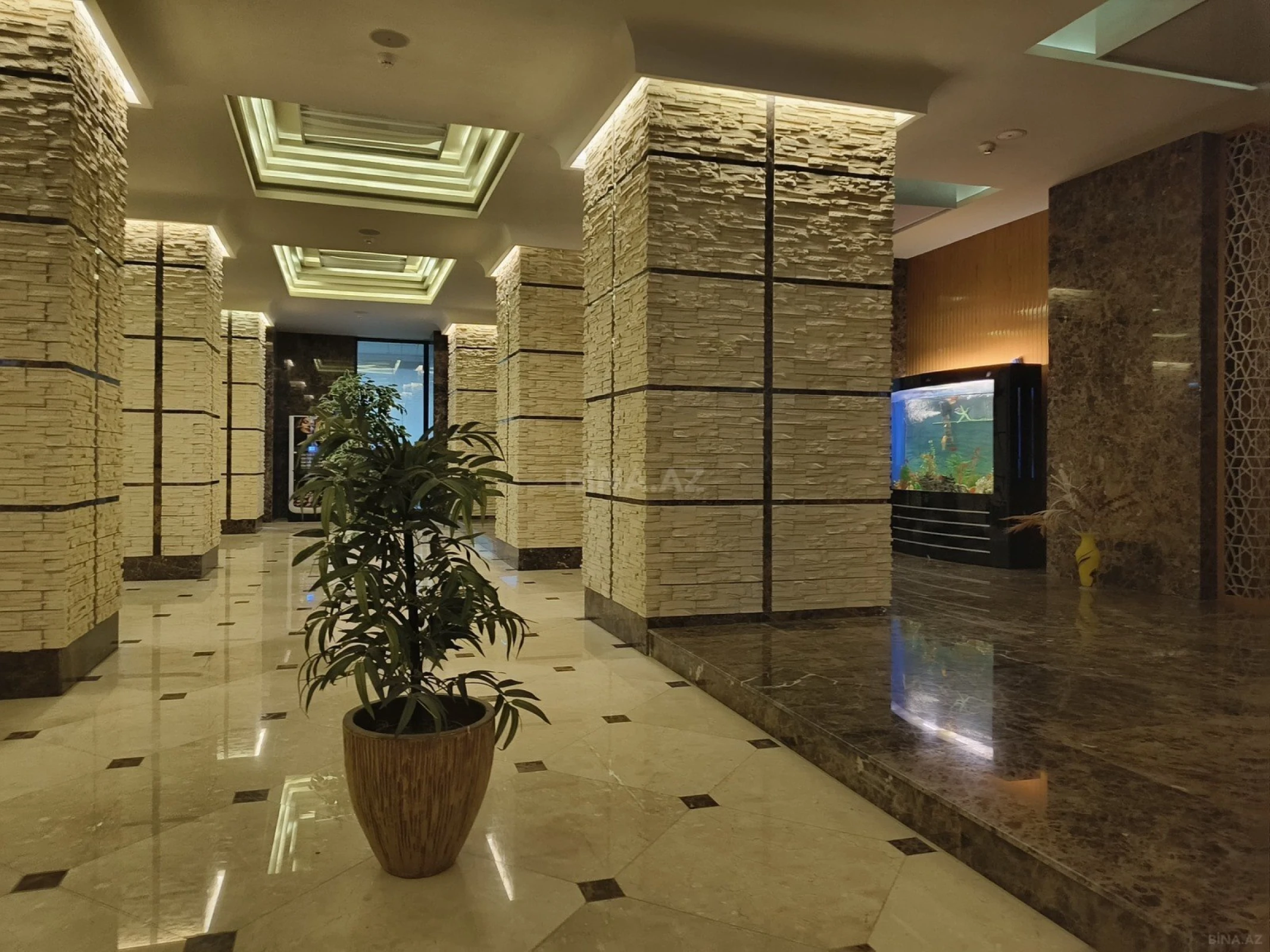 Kirayə verilir 3 otaqlı mənzil 125 m²