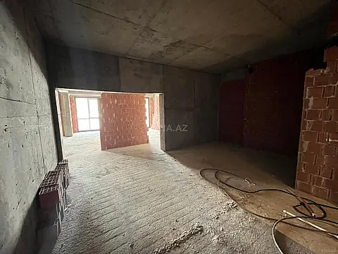 Satılır 2 otaqlı mənzil 117.2 m²