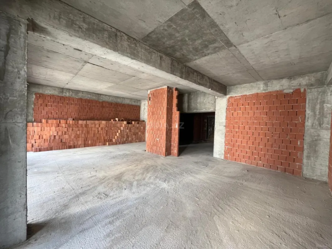 Satılır 2 otaqlı mənzil 117.2 m²