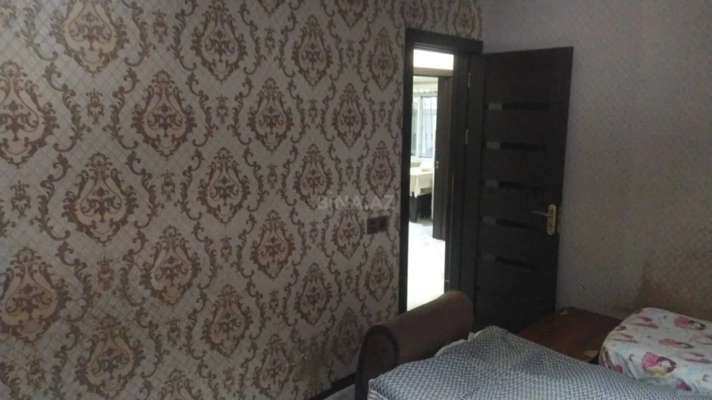 Satılır 3 otaqlı həyət evi 100 m²