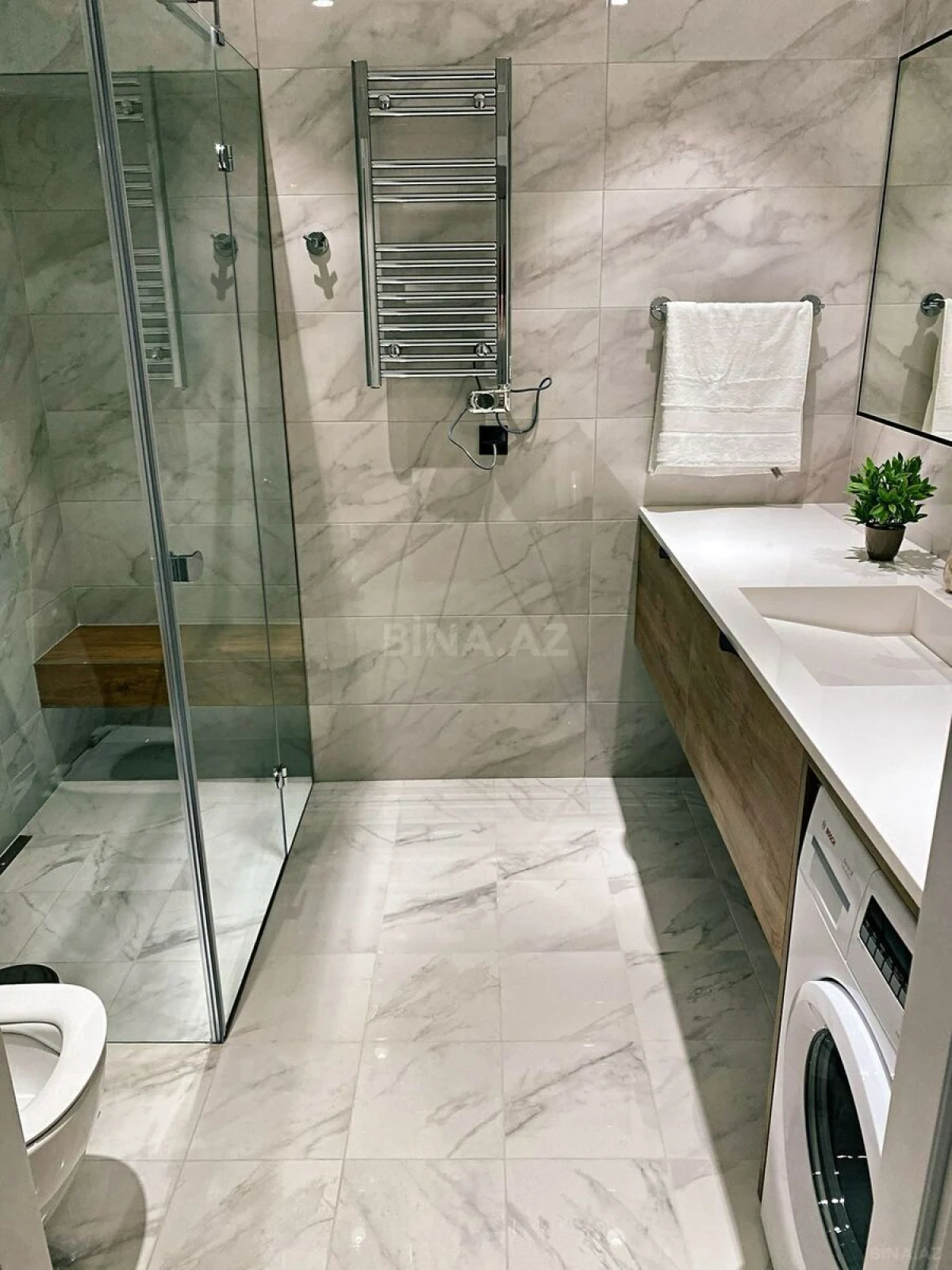 Kirayə verilir 2 otaqlı mənzil 74 m²