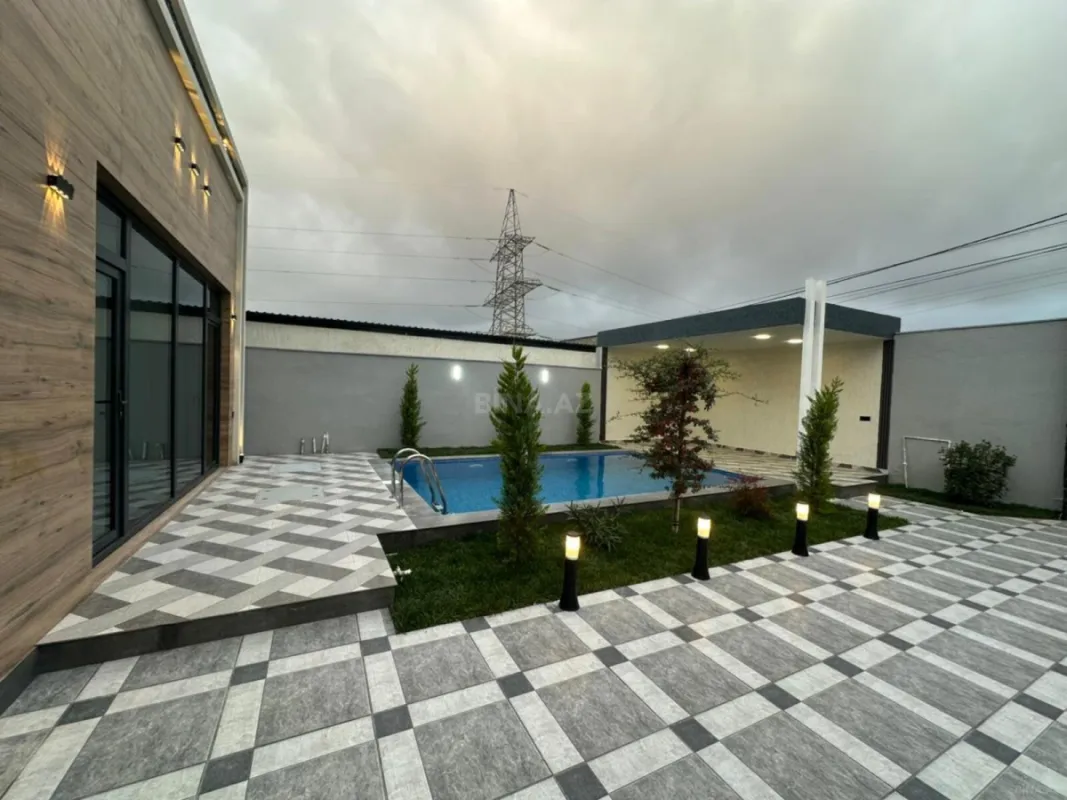 Satılır 4 otaqlı həyət evi 140 m²