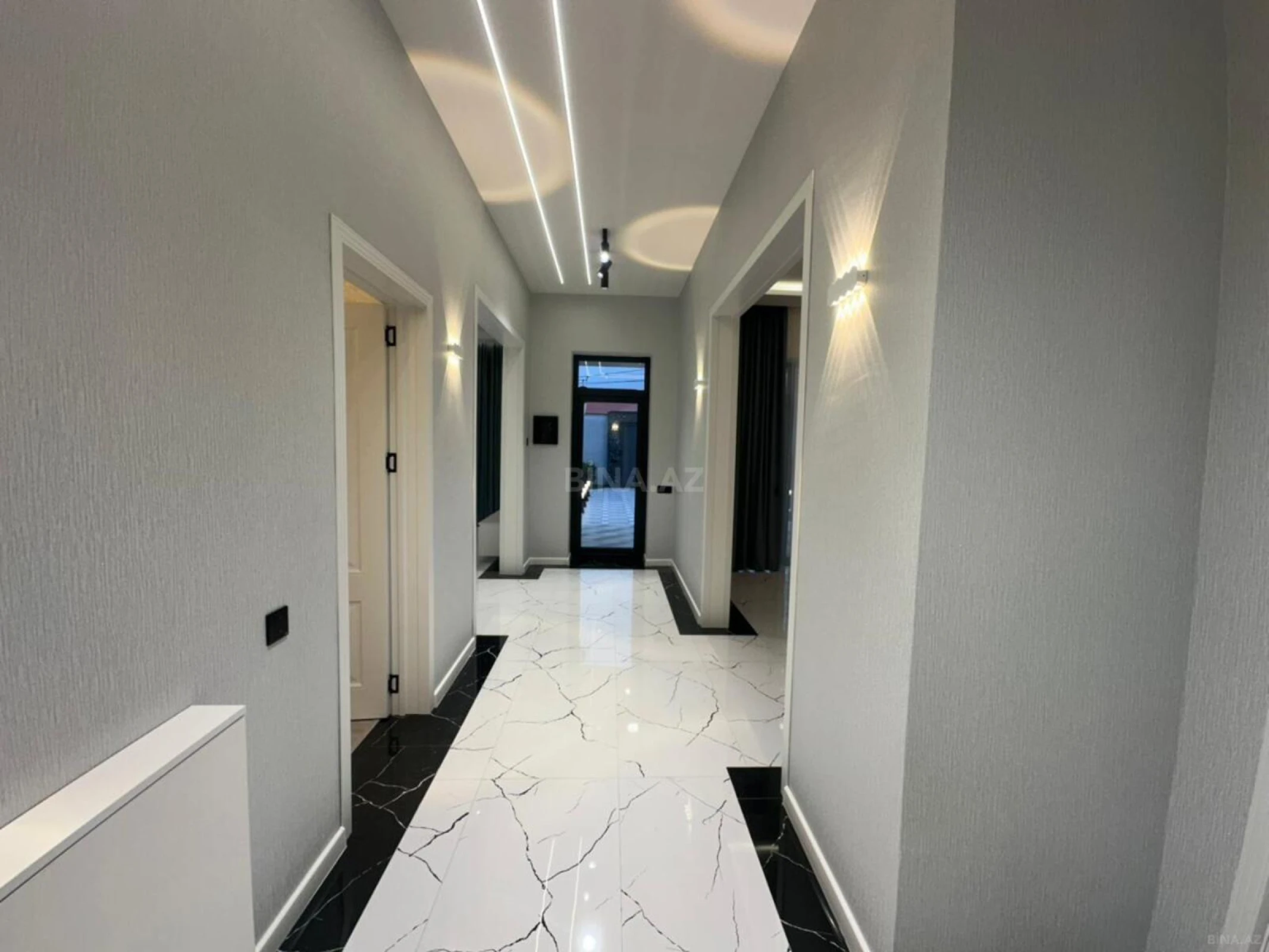 Satılır 4 otaqlı həyət evi 140 m²