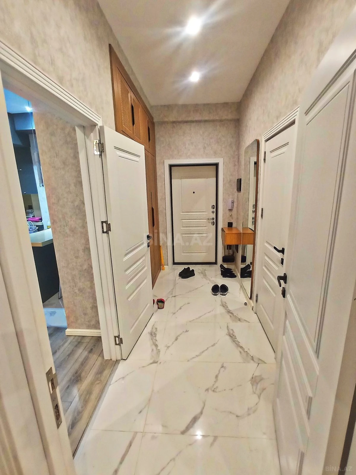 Satılır 3 otaqlı mənzil 70 m²