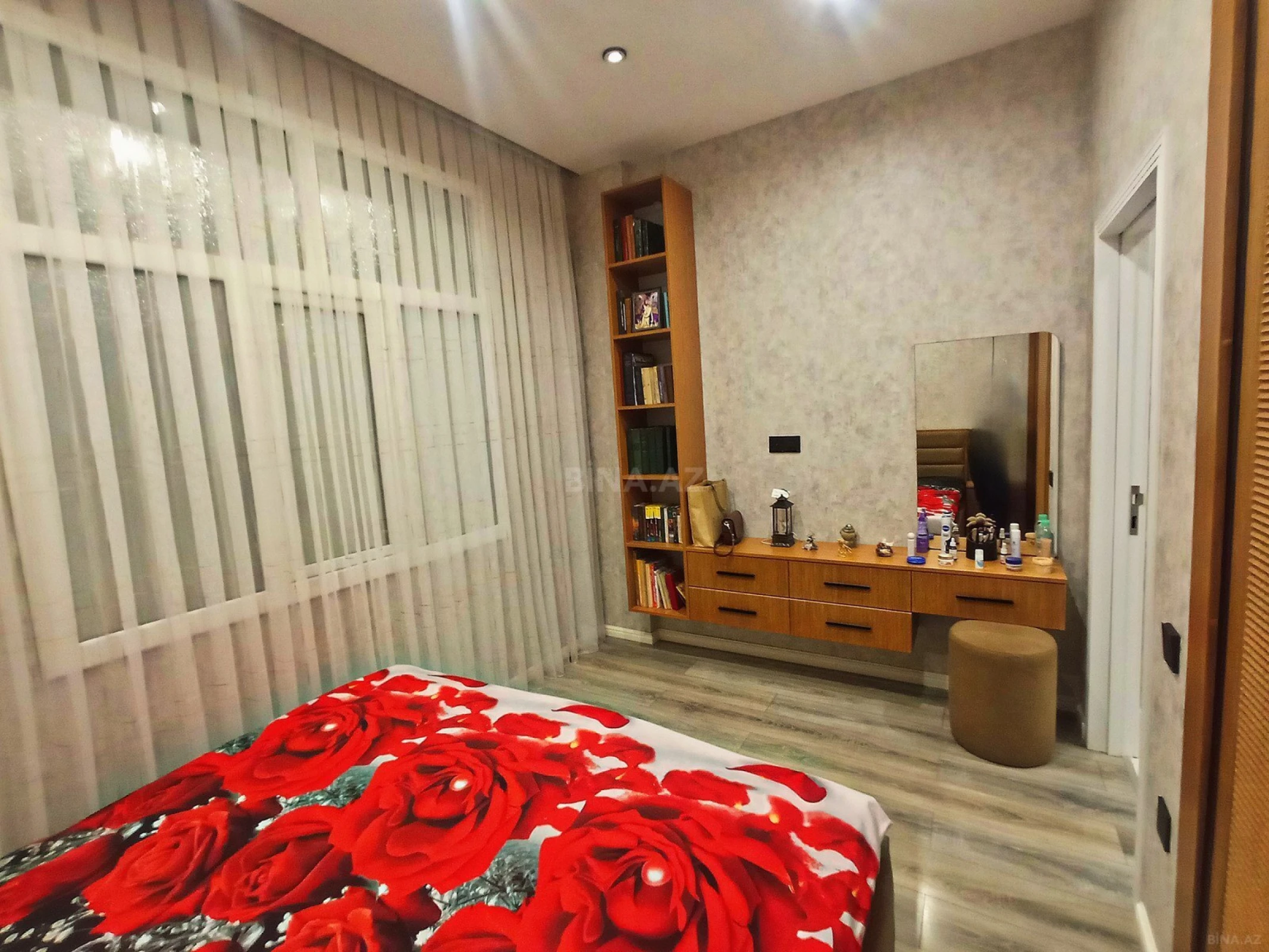 Satılır 3 otaqlı mənzil 70 m²