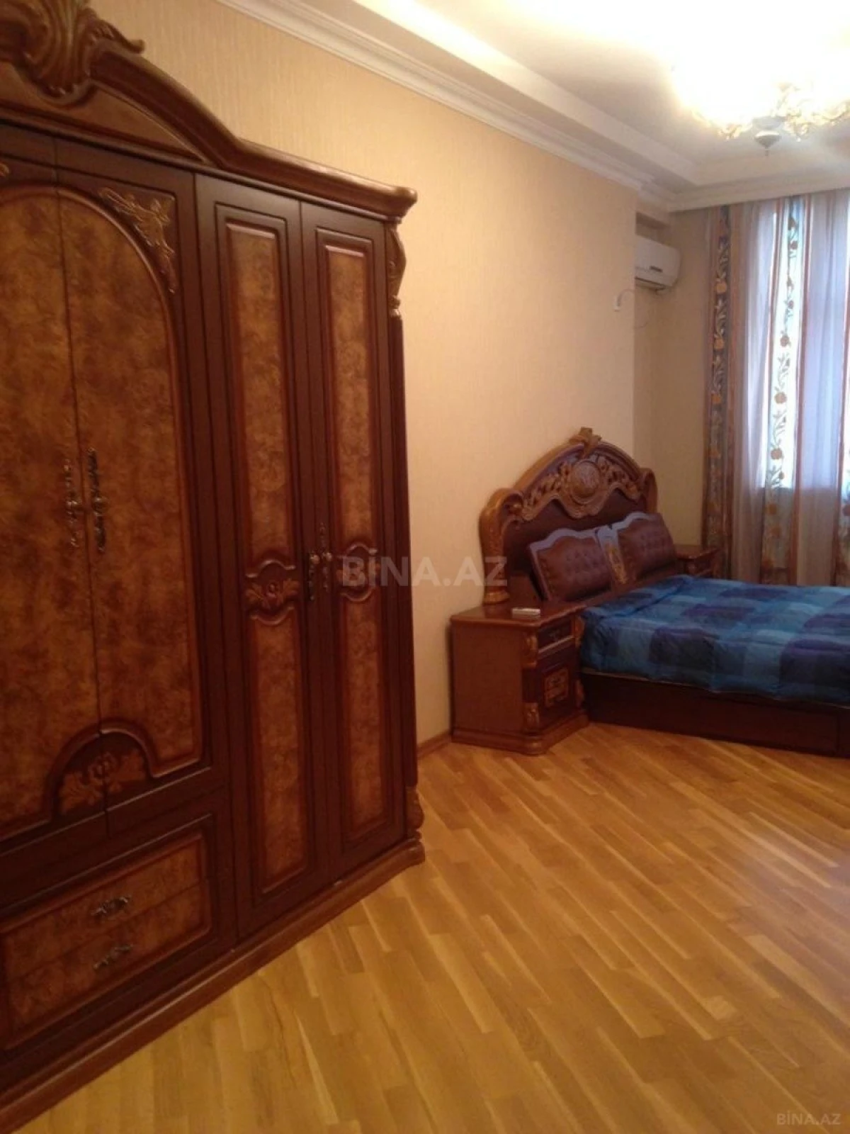 Satılır 2 otaqlı mənzil 106 m²