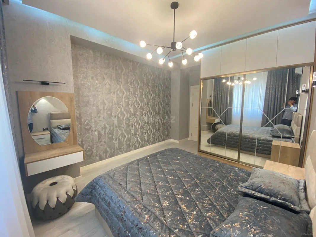 Satılır 2 otaqlı mənzil 65 m²