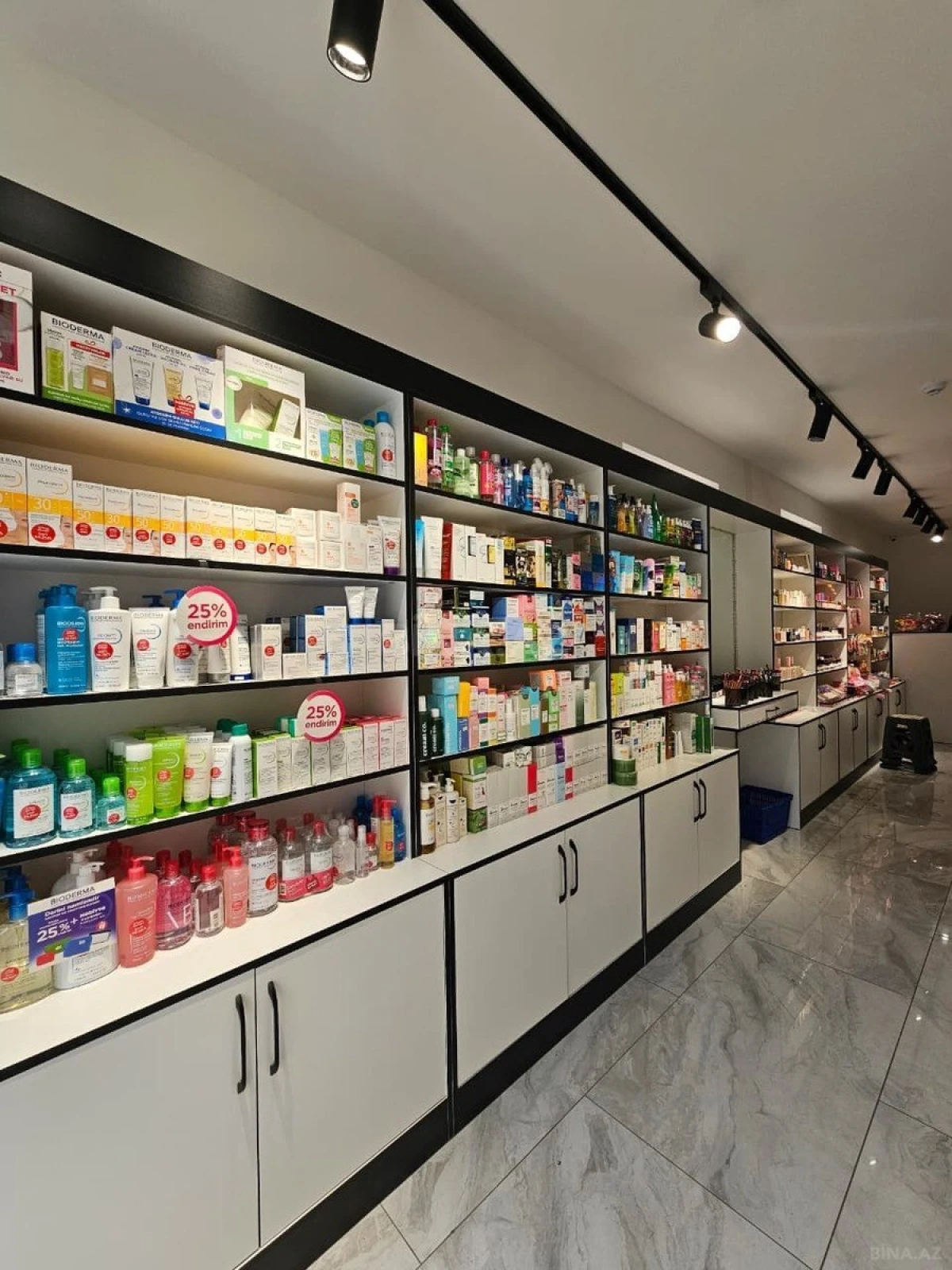 Satılır obyekt 45 m²