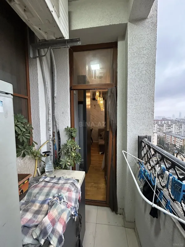 Satılır 3 otaqlı mənzil 135 m²