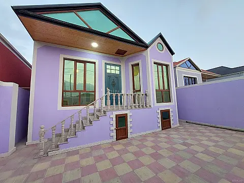 Satılır 3 otaqlı həyət evi 100 m²
