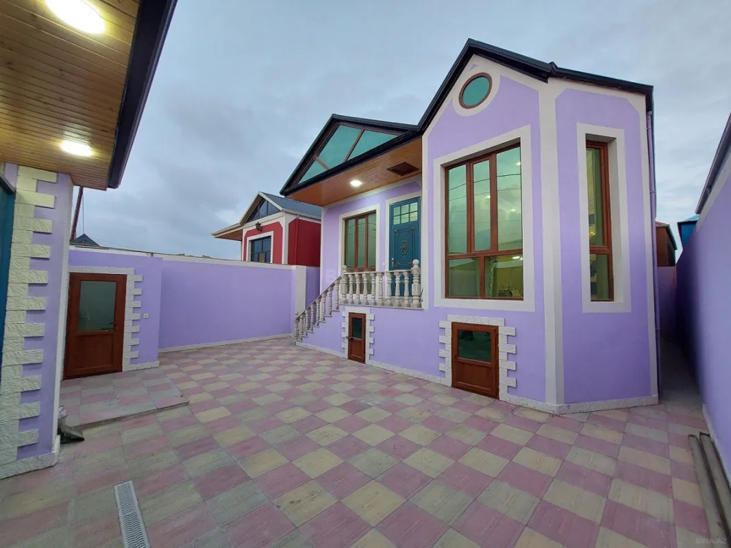 Satılır 3 otaqlı həyət evi 100 m²